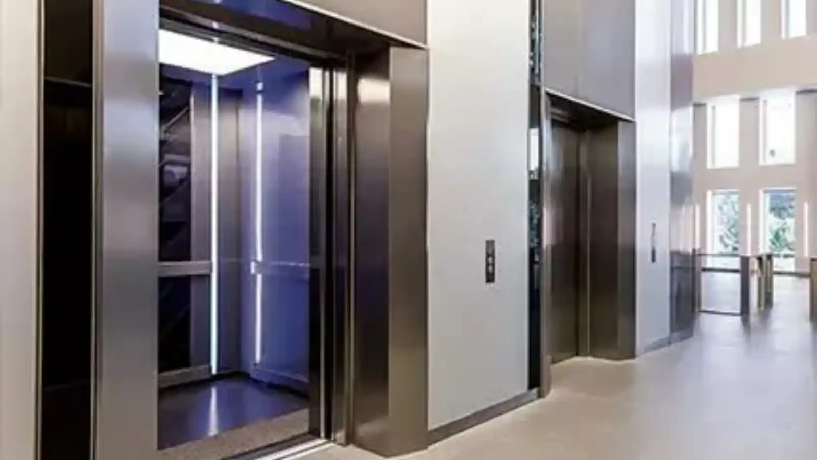 M3M-Skycity-lobby-img